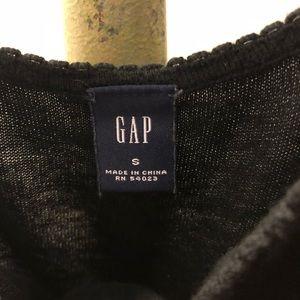 GAP tank top
